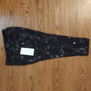 Lululemon Size 18 Swift Speed HR Crop leggings